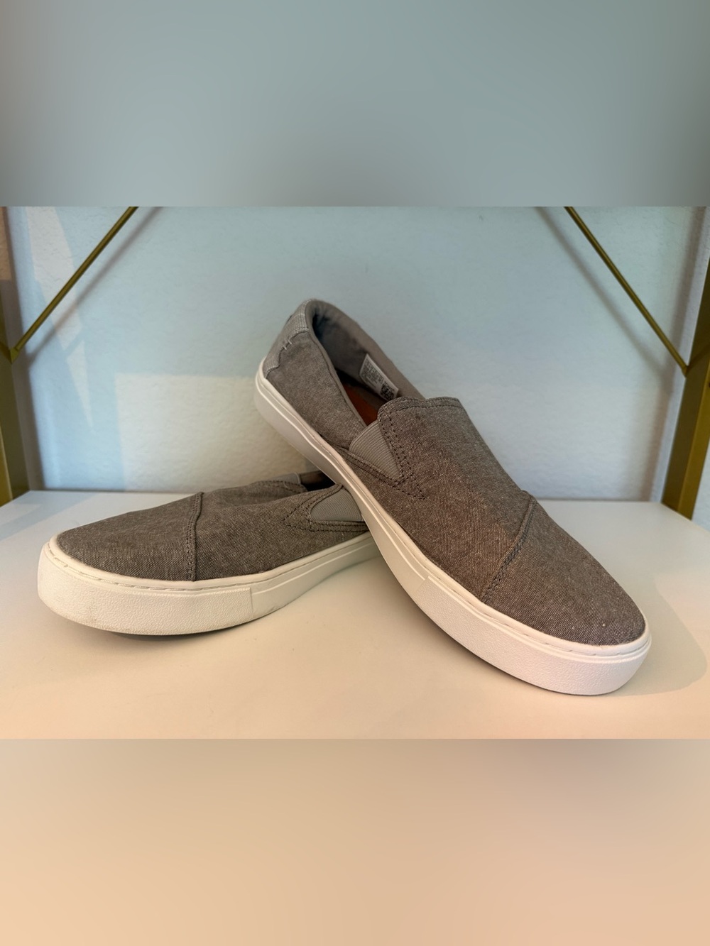 TOMS Devon Grey Canvas Slip-On Sneakers - Women's Size 11